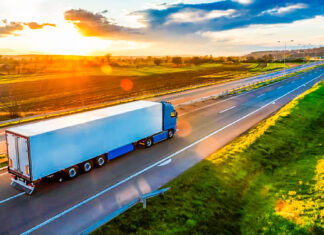 TIR-urile, oprite pe timpul zilei în sudul țării. Lista județelor afectate și excepțiile